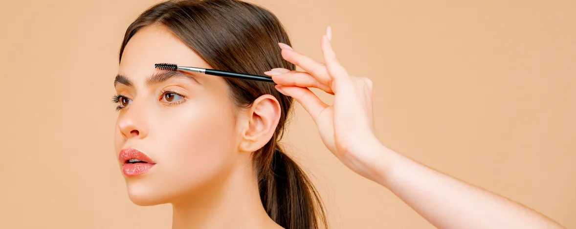 Online-Termin für Brow Bars