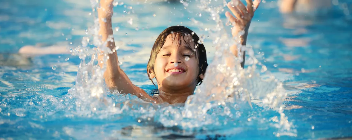 Booking service for your swimming pool 