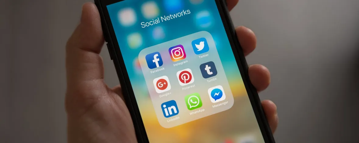 How to add booking on Instagram