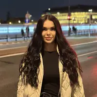 Юлія Майстер нарощування вій