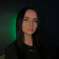 Віка Ущапівська