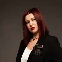 Марина Шестопал