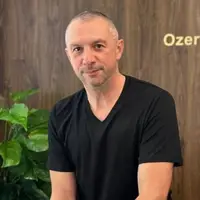 Олексій Карханін
