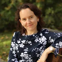Поліна Сазонова