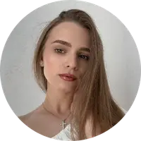 Юлія Ларіна