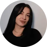 Яна Литвиненко