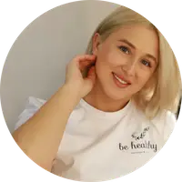Яна Шаханова