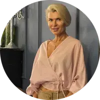 Лариса Гревцова