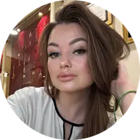 Алеся Костенко