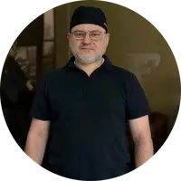 Дмитро Книш