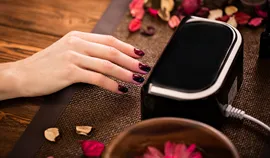 Как открыть студию маникюра