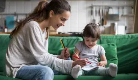Wie man ein Babysitter-Zentrum eröffnet 