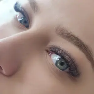 Lady Lashes