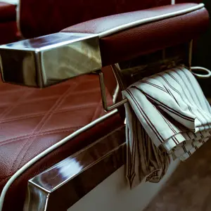 CUT IT REAL barbershop