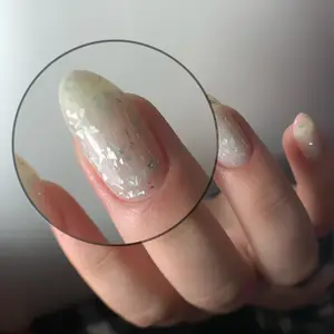 Vaulina_nail