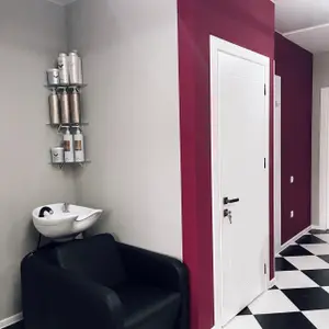 VR Beauty Salon