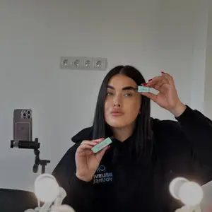 Kereush.Brows