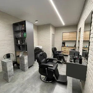 servant barber