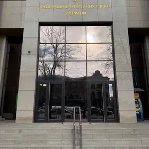 Polygraph Detector Service · Майдан Незалежності 2