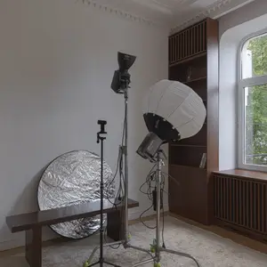 CAPSULA by B STUDIO