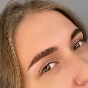 ali.brows13 photo 4
