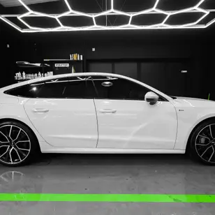 Volt Detailing · Коновальця 148б photo 2