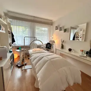 Derma & Body Heal by Carolina photo 4