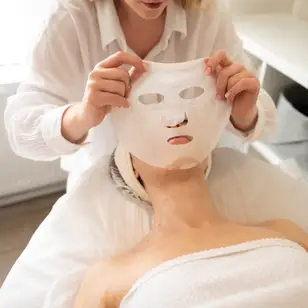 BOŽÍ salon - Praha 3 (Prosíme nové klientky, aby si nejdříve zkusily najít termín u Aničky photo 4