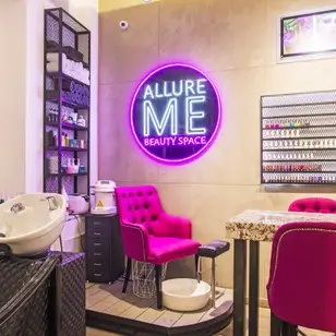 ALLURE ME photo 5