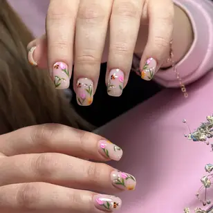 Nail Artist photo 5