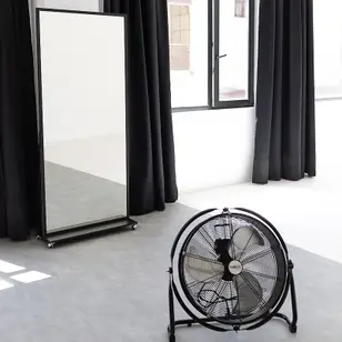 Cult Studio 19 photo 4