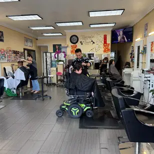 NGUYEN HAIR & NAILS photo 2