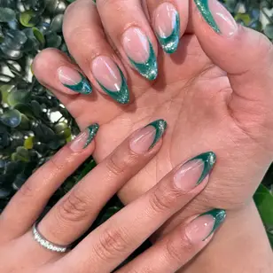 Nails_rousc photo 2
