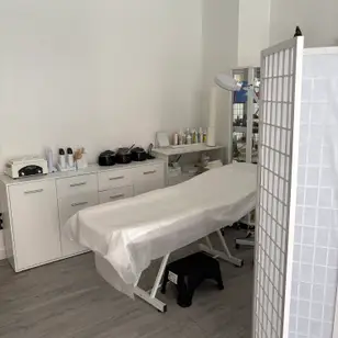 Bei Elena Schönheitssalon photo 2
