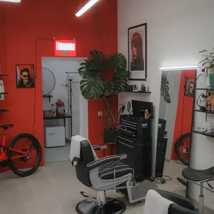 Tim Moore Hair Studio photo 4