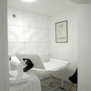 IK Laser Борщагівка photo 3