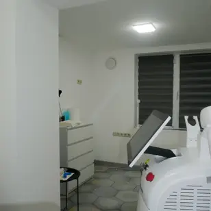 IK Laser Борщагівка photo 2