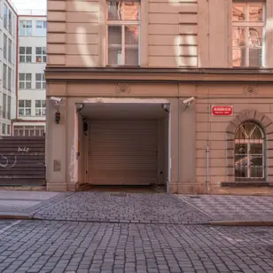Pytloun Parking Praha 1 - Politických věznů 4 photo 2