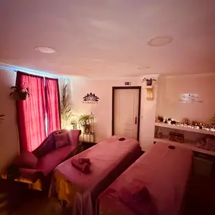 Namaste massage Aveiro · Namaste massagem 2, centro da cidade Rua dos Marnotos, 8 photo 2