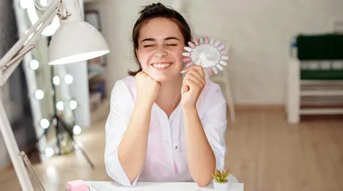 Online appointments for nail technician courses