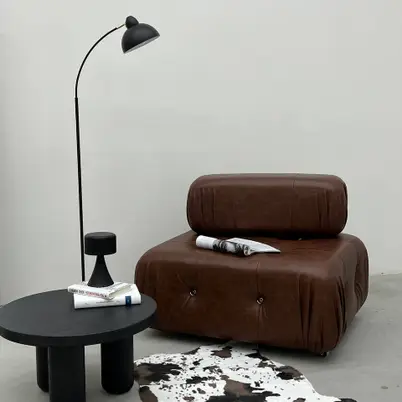 Studio 19 photo 12