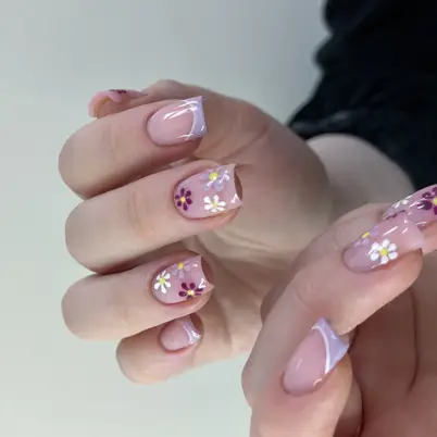 Манікюр у Києві, м. Лівобережна - Dolonki Nails 💅 photo 3