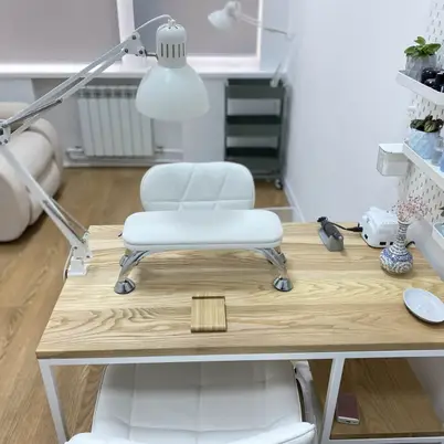 Akperova Nail Studio - Манікюр, педикюр, нарощування нігтів photo 15