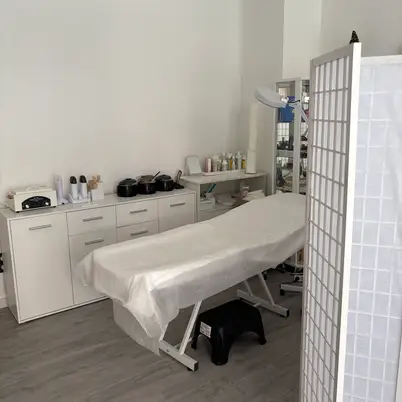 Bei Elena Schönheitssalon photo 2