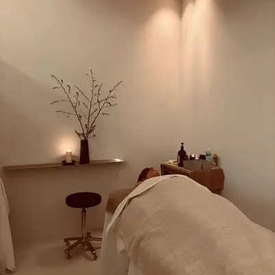 Peaceful Healing Touch Massage photo 3