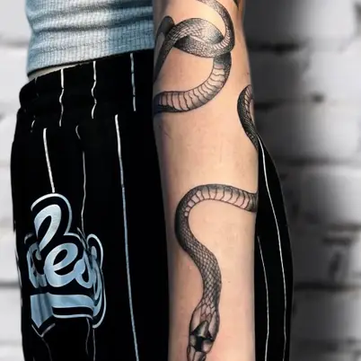 Dark_ink_Tattoo photo 12