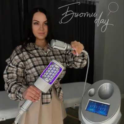 Студія манікюру "Shine Studio" · Базарна 7 photo 6