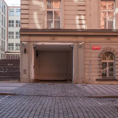 Pytloun Parking Praha 1 - Politických věznů 4 photo 2