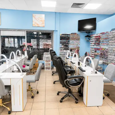 Famous Nails | Nail Salon in Gresham, OR photo 5