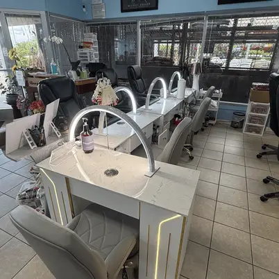 Famous Nails | Nail Salon in Gresham, OR photo 6